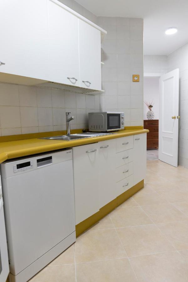 Titan, Edificio Hipercor, Con Parking Apartamento Huelva Exterior foto